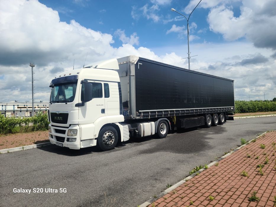 Продаётся UZMAN 2017 пробег 75000км прицеп SCHMITZ Cargobull 2020 год