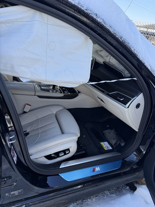 BMW 740Ld xDrive Long AVARIAT • M Package  • LASER • TVA •Service BMW