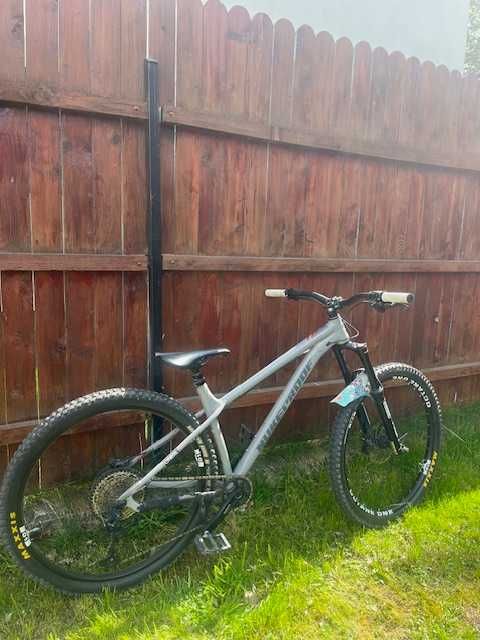 Bicicleta Nukeproof Scout