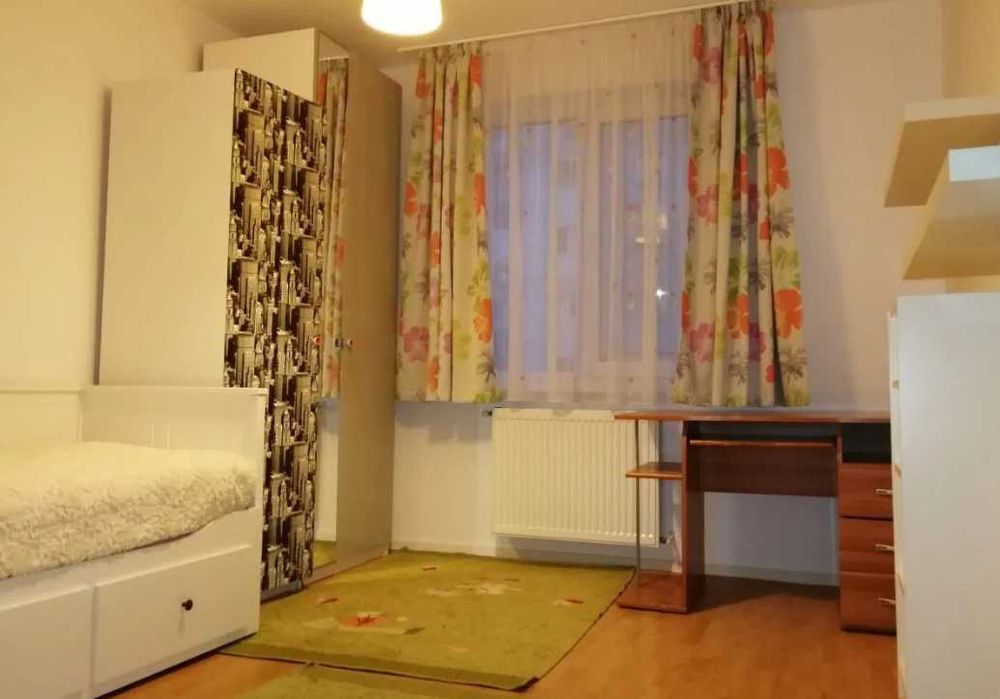 Дава се под наем Тристаен апартамент в Пловдив, Център - 75 кв.м за 183.6 € - Снимка #3