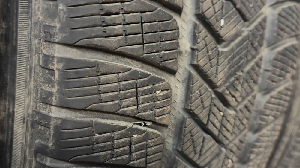 Set 4 anvelope iarna Pirelli Scorpion Winter 275/55 R19 111H MO