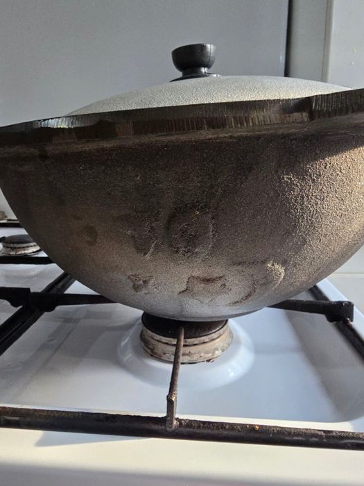 Кастрюли, казан (б/у)