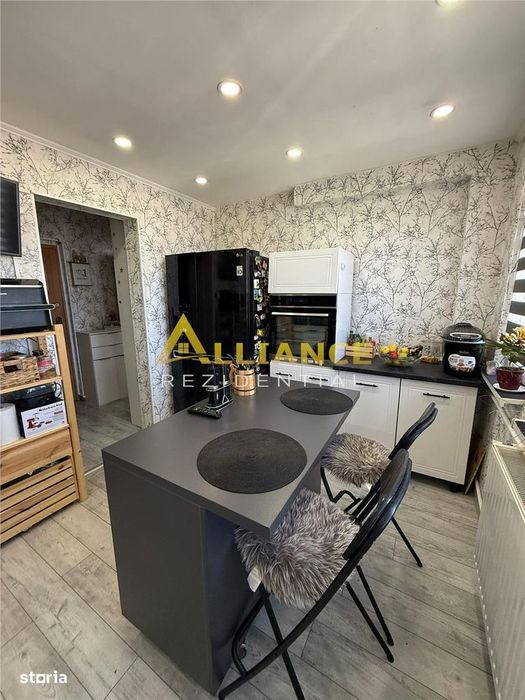 3 camere Titan | 73 mp | Mobilat | 15 min Metrou