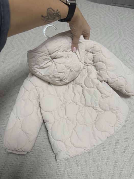 Курточки и безрукавка