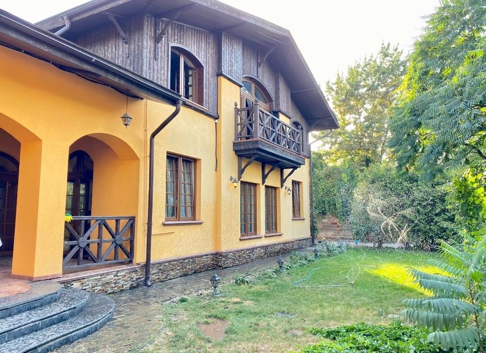 Коттедж посуточно