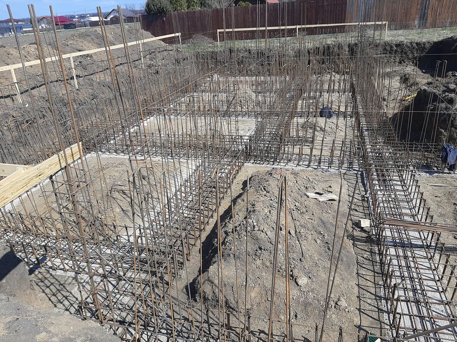 Construcții la cheie si la rosu