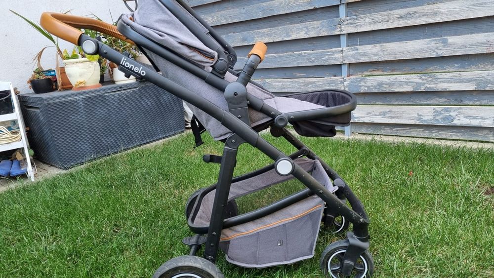 Lionelo Carucior 3 in 1 Amber (cărucior, scoica si landou)
Carucior 3