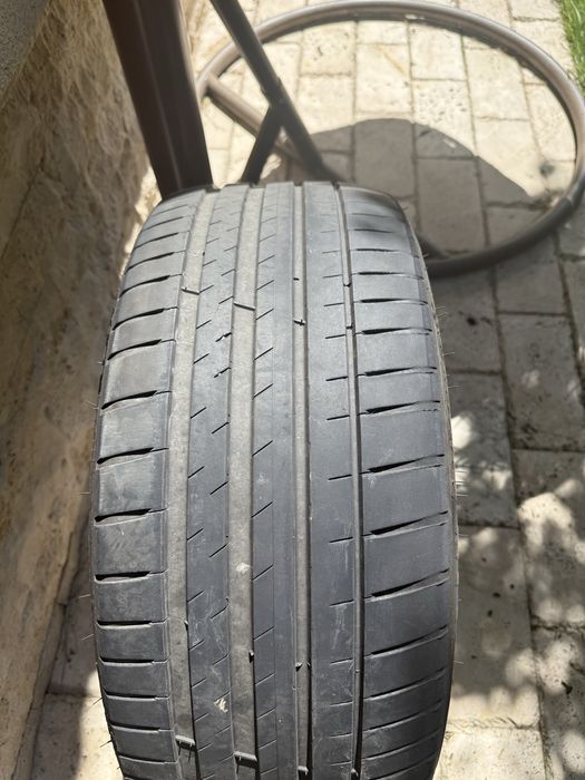 Michelin Pilot Sport 4 zp in 2 dimensiuni