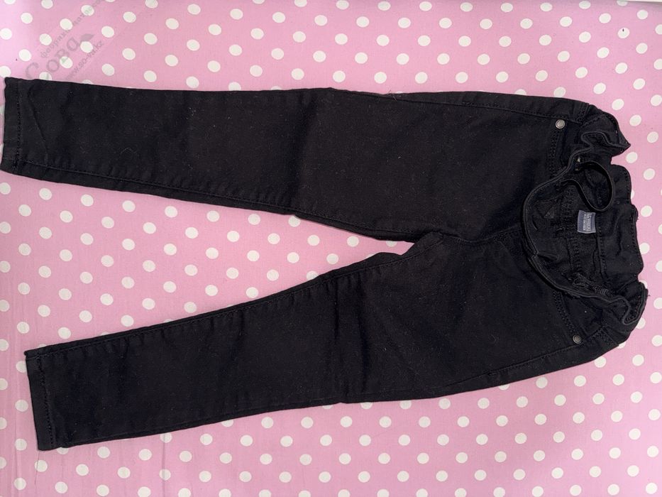 Продам одежду на девочку 98-104