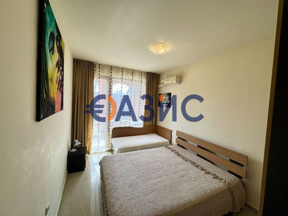 Продава се Двустаен апартамент в к.к. Слънчев бряг - 64 кв.м за 693 €/кв.м - Снимка #4