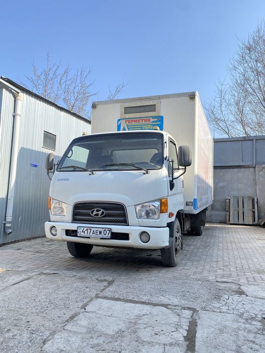 Продам Hyundai HD78 изотермический фургон. 5м. 4т.