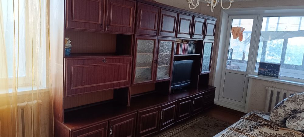 Продам стенку б/у