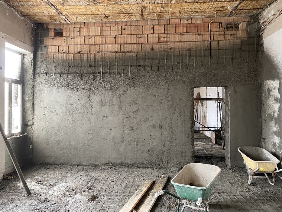 Torcretare pereți  umeda sau uncata Camasuire pereti