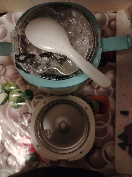 Рисоварка новая Артель