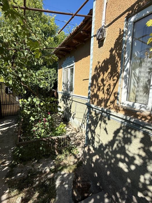 Vand casa batraneasca in sat Cheia jud Constanta