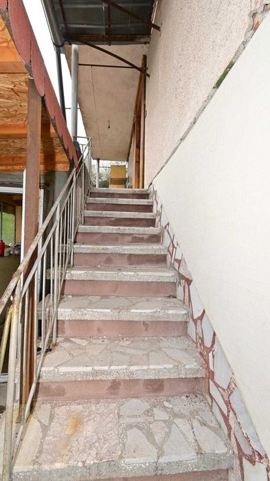 Продава се Къща в с. Люлин, Област Перник - 160 кв.м за 619 €/кв.м - Снимка #2