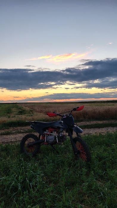 De vânzare cross 140cc