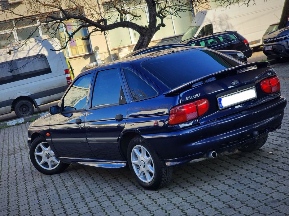 Parc Auto/Ford Escort/1.6 Benzina/90000km