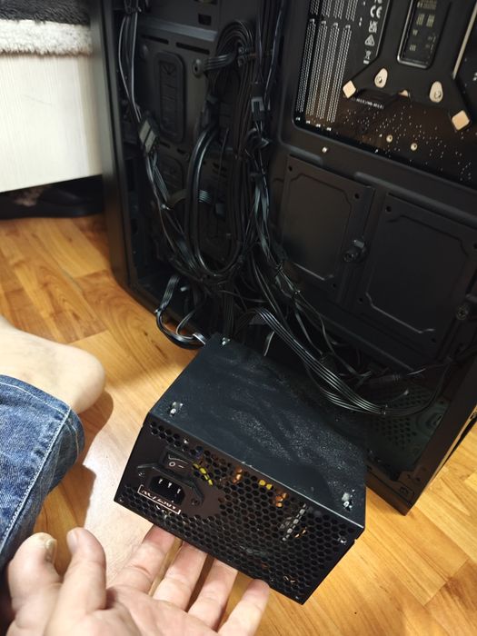 Б/п Wintek 600w plus 80 bronze ОБМЕН интересует