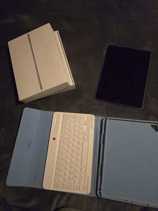 iPad Pro 1st Gen (2016)