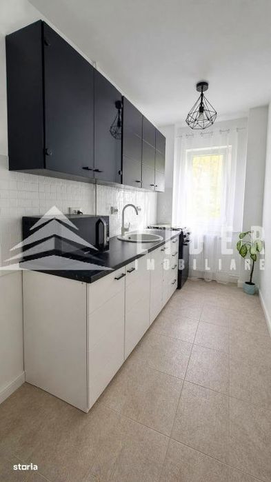 Apartament de vanzare cu  2 camere Manastur,  zona Bazei Sportive la T