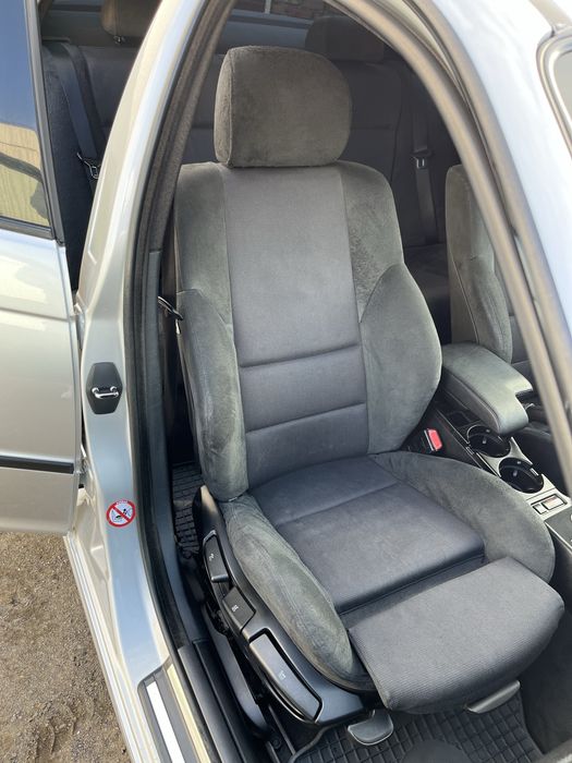 На бмв е46 салон (сидения, дверные карты)