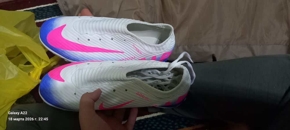 Butsi nayk air zoom sotiladi yeb yangi