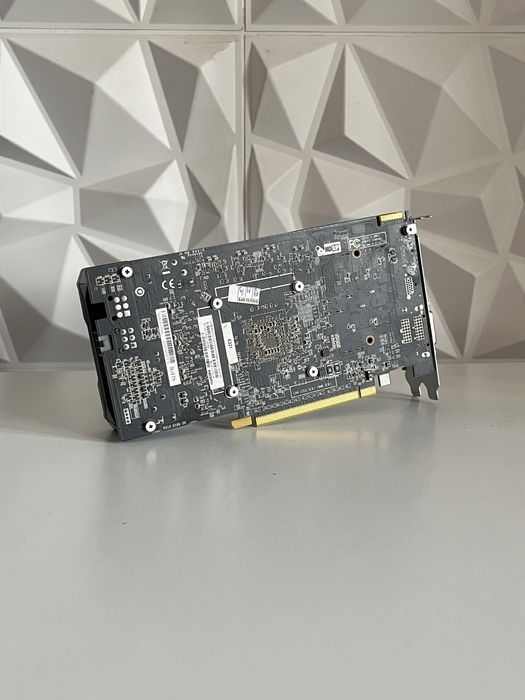 Видео карта SAPPHIRE R7 370 4GB (Перфектно състояние)