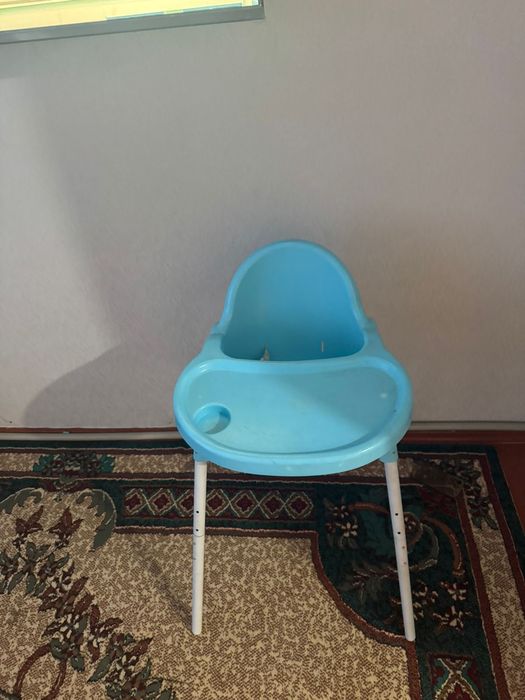 Стулчик для кормления