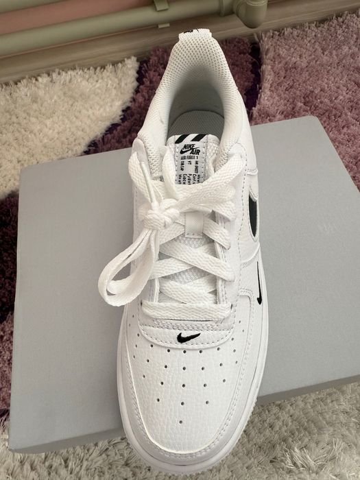 Обувки Nike Air Force 1