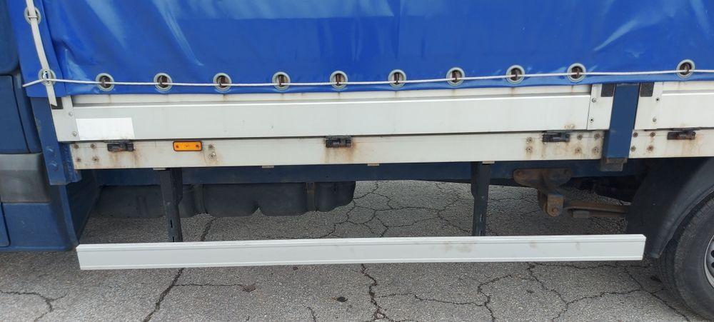 Каросерия с нов бризент размери 4х2х2.20