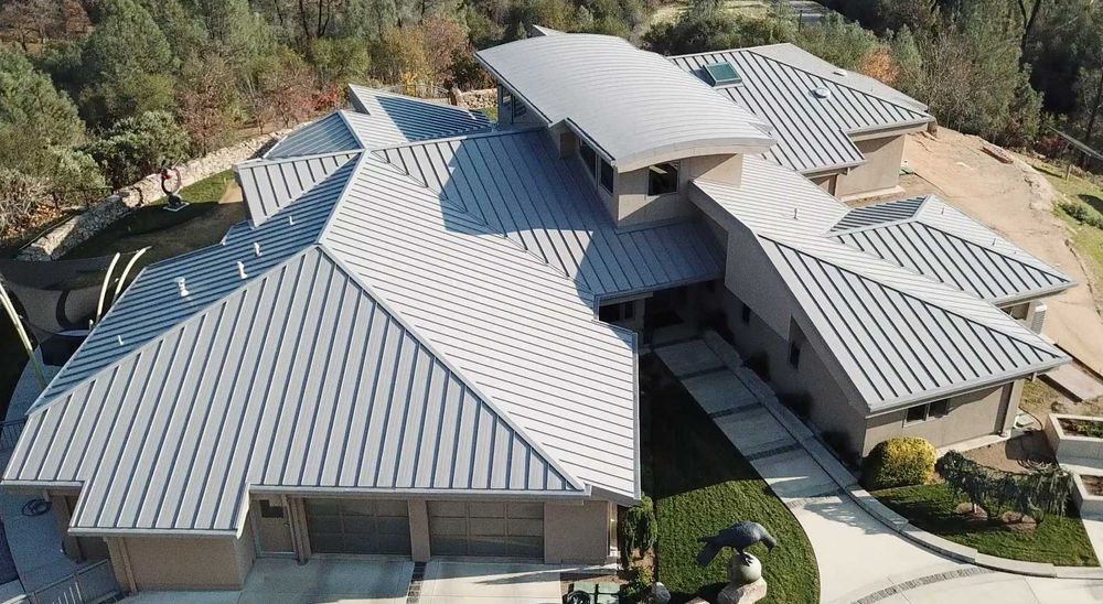 Echipa Montatori Acoperisuri - oferim garantie - Reparatii Acoperisuri