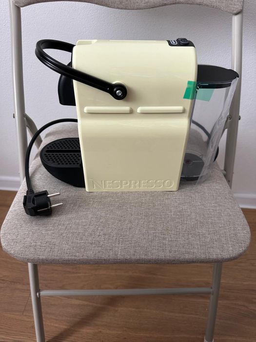 Nespresso-De’Longhi
