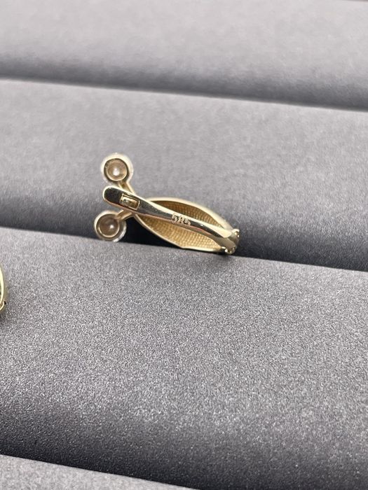 Серьги с фианитами 585 пробы