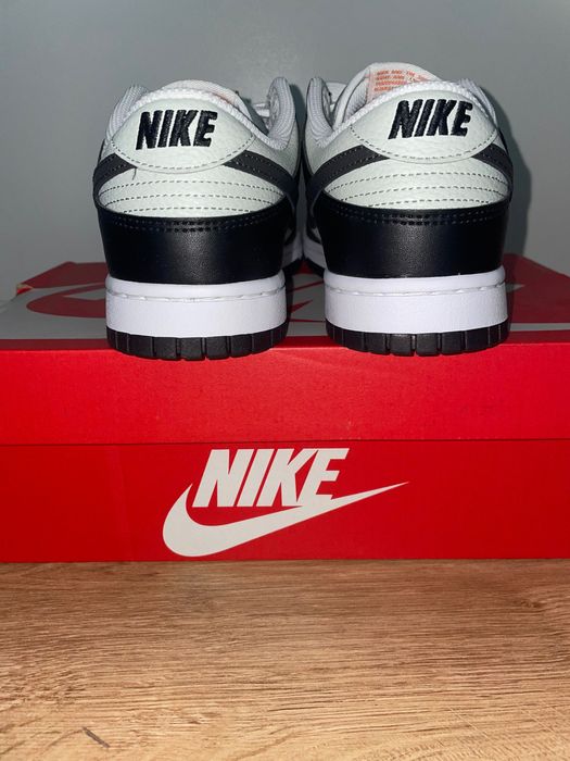 Оргинални обувки Nike Dunk low Black/ Medium Ash-Light Silver