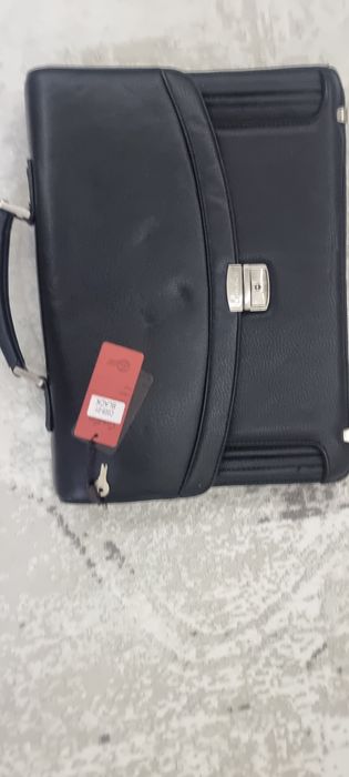 Продам портфель..