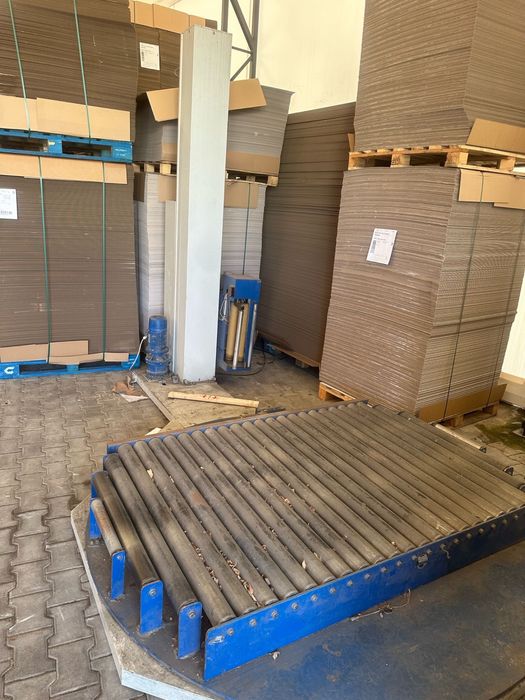 Masina de infoliat paleti - Polycomm