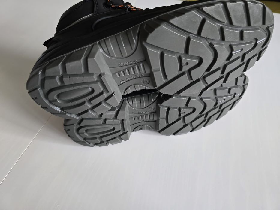 Bocanci protecție piele velur Lahti Pro, piele nubuc, marimea 42