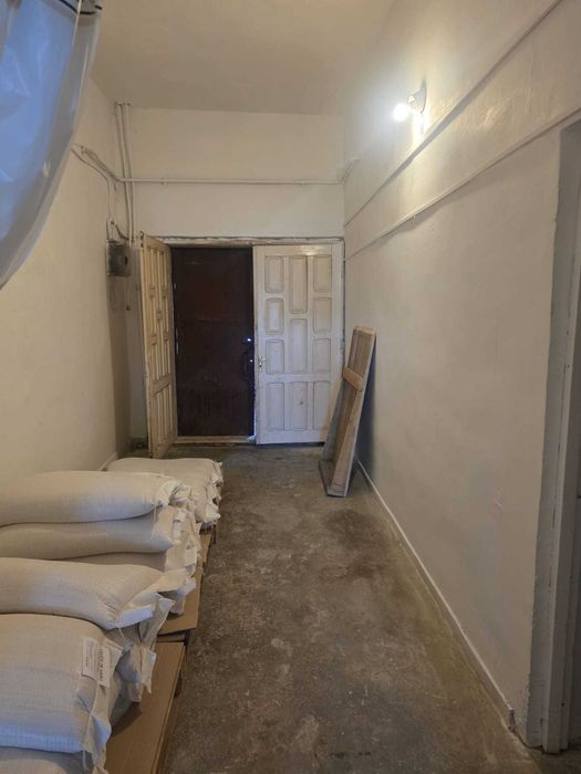 Inchiriez spatiu comercial