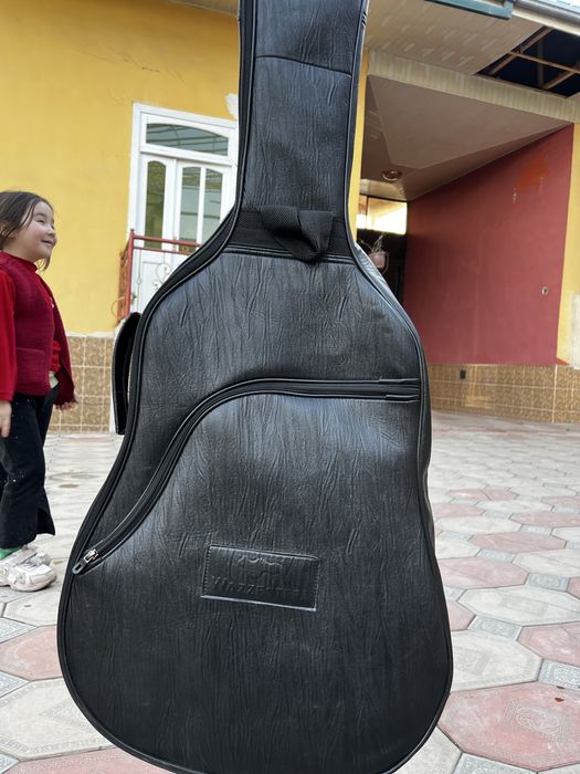 Gitara yangi ishlanmagan ham