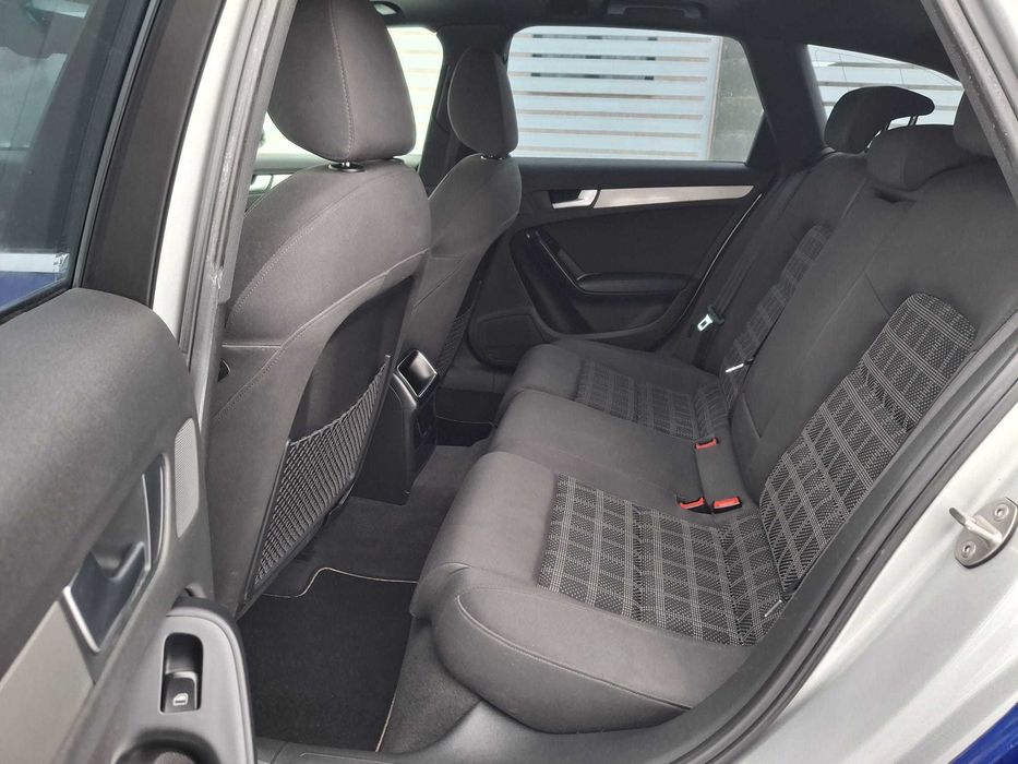 Audi A4 - 2.0 TDI - Quattro - S-Line