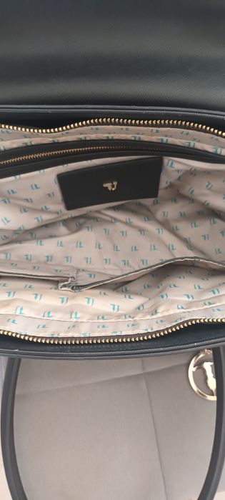 Чанта Trussardi оригинална, голям размер