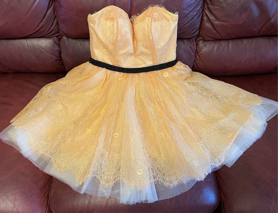 Rochie cu corset, tul si dantela chantilly, xs