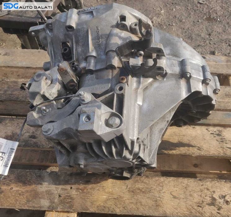 Cutie de Viteze Manuala 6 Trepte Ford Kuga 1 2.0 TDCI 2008 - 2012 Cod 6M2R-7F096-EC 8V4R-7002-AE