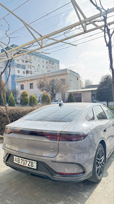 Byd Han 635 км smart