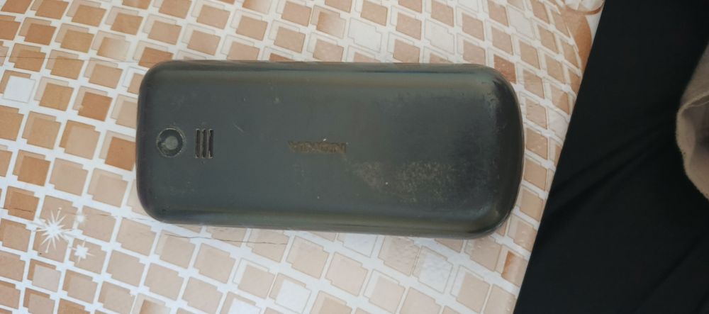 Nokia  telefon ishlab turibdi ishlashi zo‘r ikki sim