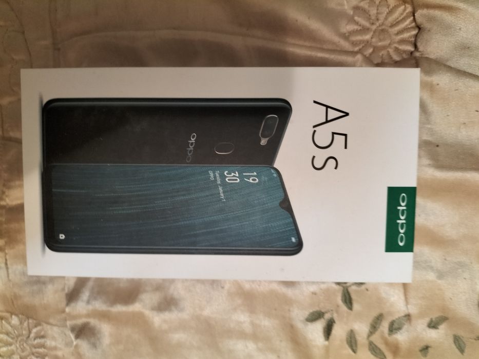продам телефон OPPO A5S