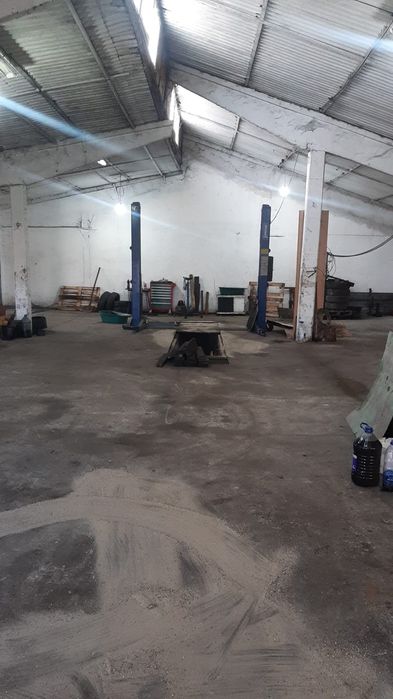 Inchiriez hala 357 mp - Echipament pt service auto inclus