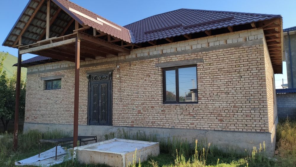 Үй сатылады (бітпеген)