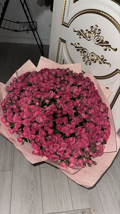 Цветы куставой розззаа